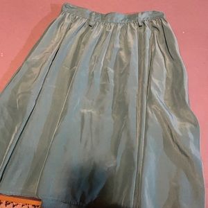 Teal skirt with pockets